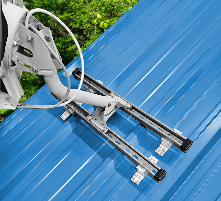 Support de satellite SataMount MRM pour toitures métalliques à visser – Compatible Starlink (Canada)